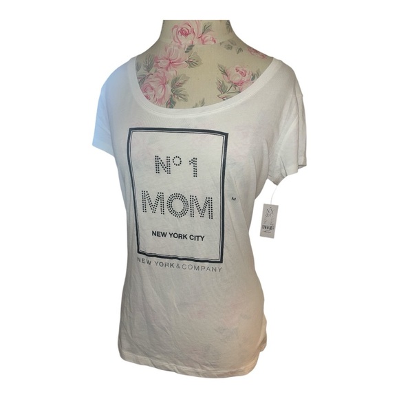 NY❤️CO No 1 MOM logo embellished tee Size M - Picture 4 of 9